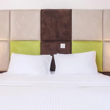 Sissy * אגיוס גיורגיוס פגון