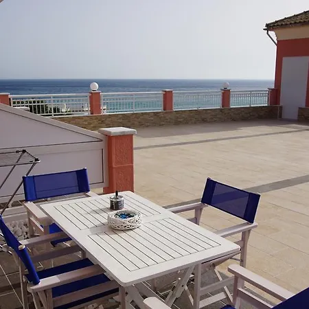 Appartement Sissy Agios Georgios Pagon