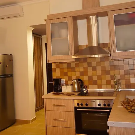 Appartement Sissy Agios Georgios Pagon