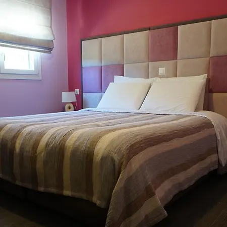 Sissy Agios Georgios Pagon