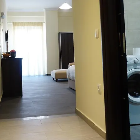 Sissy Agios Georgios Pagon